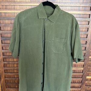 Tommy Bahama medium olive shirt